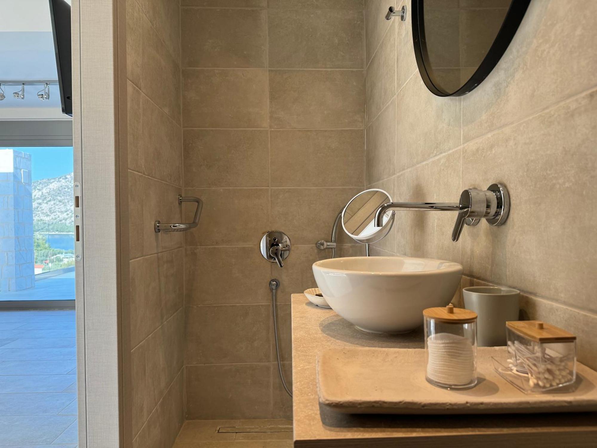 لوتراكي Topos Luxury Stay Heraion المظهر الخارجي الصورة