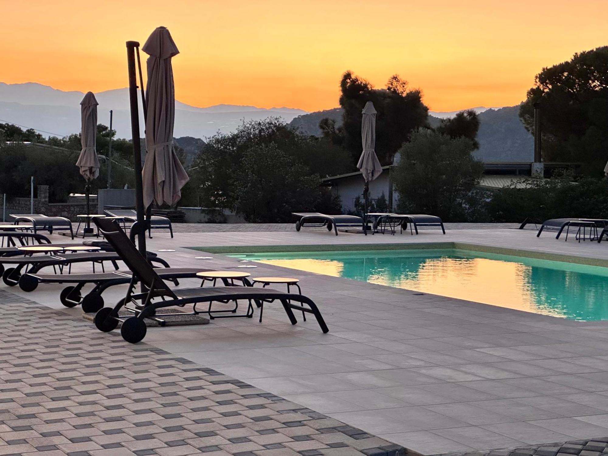لوتراكي Topos Luxury Stay Heraion المظهر الخارجي الصورة